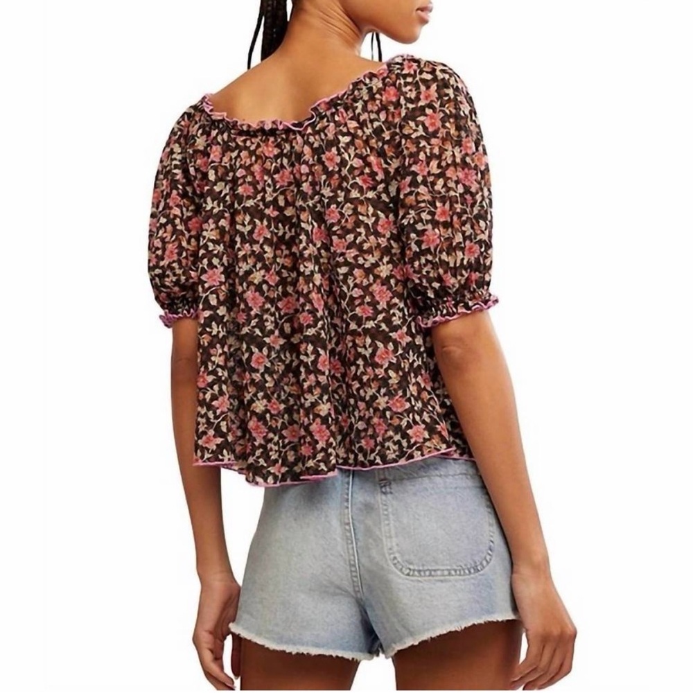 NEW FREE PEOPLE astra peasant floral print top in black combo, Medium, EUC - Picture 3 of 7